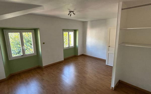 Maison à vendre    10 pièces •  Carpentras