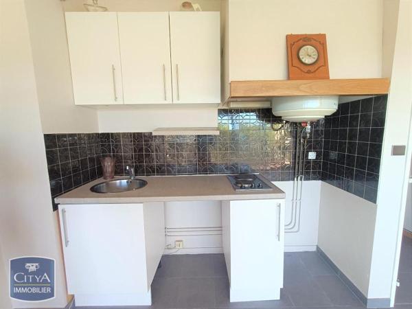 Appartement à louer 1 pièce 29.8m²