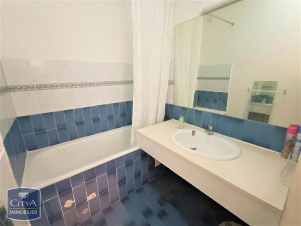 Appartement à louer 1 pièce 29.8m²