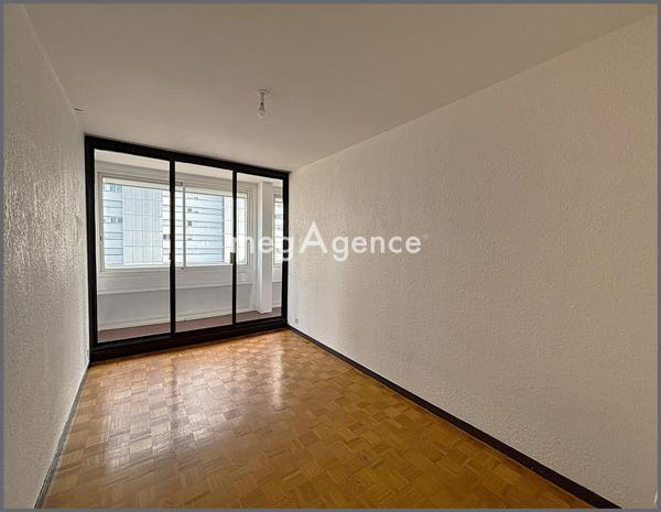 Appartement à LYON 9E ARRONDISSEMENT, 69009 - 4 pièces 109m²