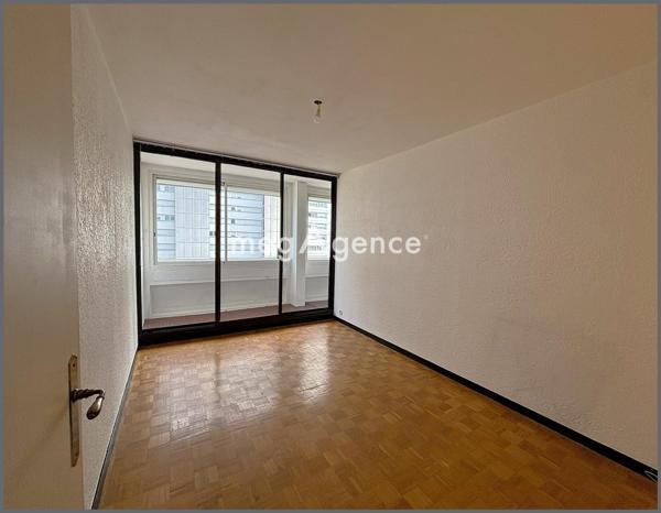 Appartement à LYON 9E ARRONDISSEMENT, 69009 - 4 pièces 109m²