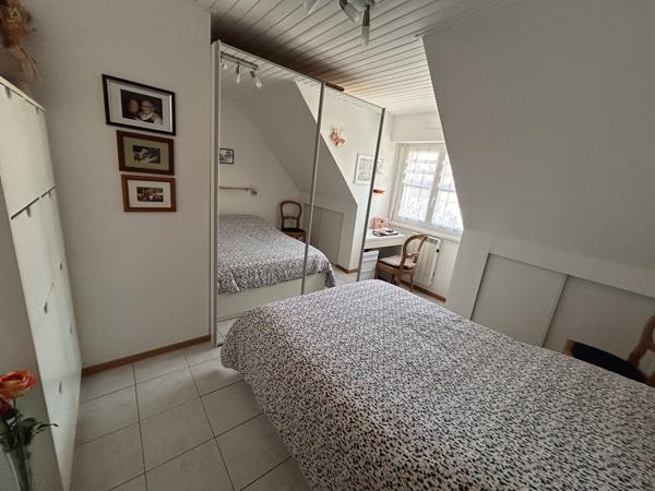 F3 de 64 m2 + une cave + 1 grand garage à HUNINGUE (68330)