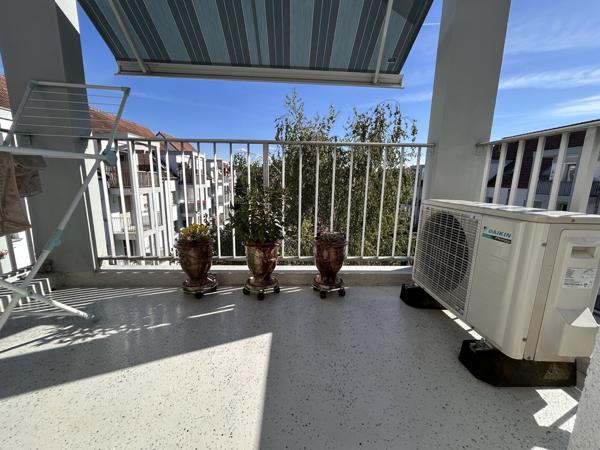 F3 de 64 m2 + une cave + 1 grand garage à HUNINGUE (68330)