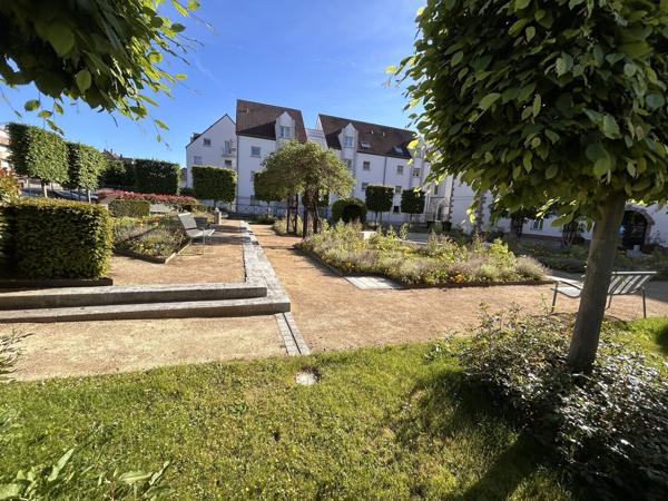 F3 de 64 m2 + une cave + 1 grand garage à HUNINGUE (68330)
