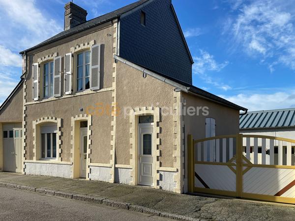 Vente Maison61 m² - 4 Pièces - CARENTAN LES MARAIS (50500)
