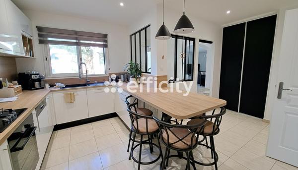 Maison
         7 pièces
        - 173 m² Exclusivité