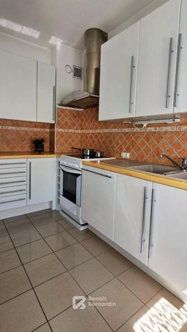 Appartement T4 75m², rue Lyautey, 2 parkings, accès privatif