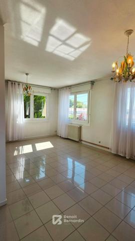 Appartement T4 75m², rue Lyautey, 2 parkings, accès privatif
