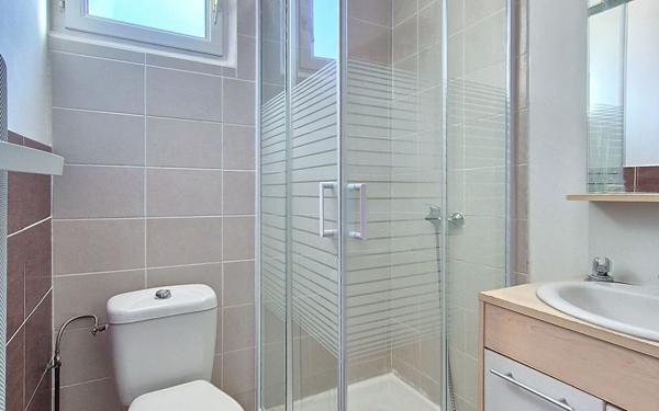 Maison à vendre    2 pièces •  Cusset