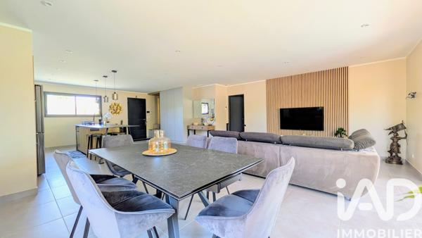Maison à vendre 5 pièces 136 m² La Crau