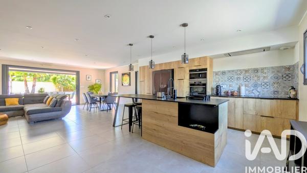 Maison à vendre 5 pièces 136 m² La Crau