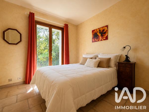 Maison à vendre 9 pièces 200 m² Le Broc