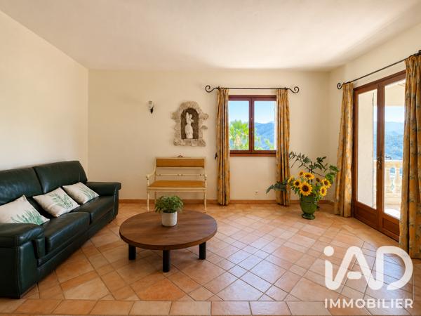 Maison à vendre 9 pièces 200 m² Le Broc
