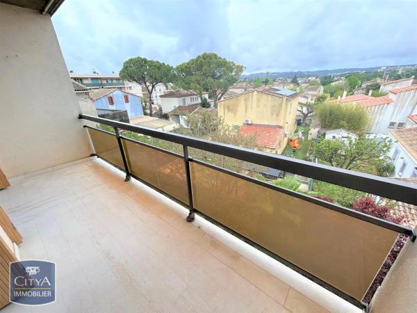 Appartement à louer 1 pièce 32.15m² Marignane (13700)
