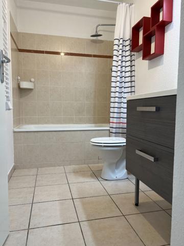 STUDIO - RDC - RESIDENCE PISCINE - PARKING