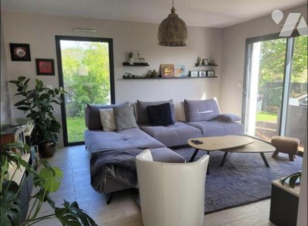 Maison récente avec vie de plain-pied à Savenay proche lac