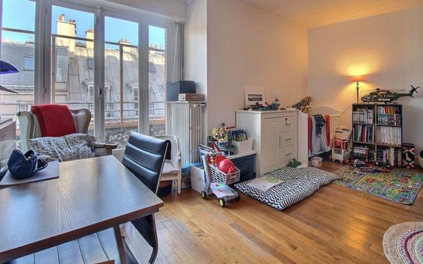 Appartement à vendre    4 pièces • 84 m2 Paris 6