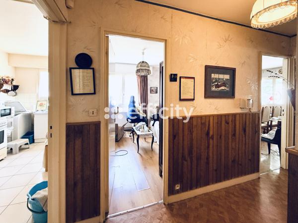 Appartement
         3 pièces
        - 60 m² Exclusivité 160 000 € *