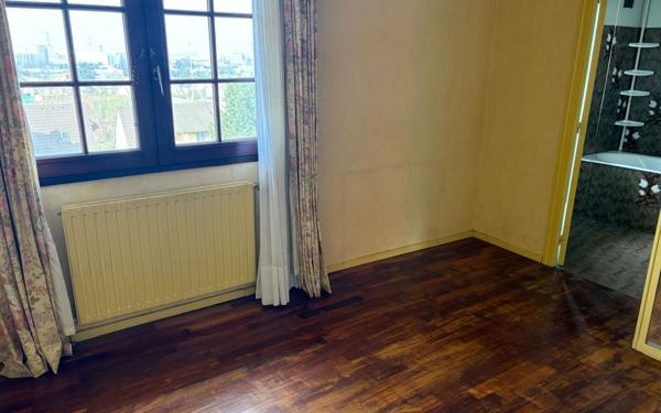 Maison à vendre    5 pièces • 120 m2 Rosny-sous-Bois