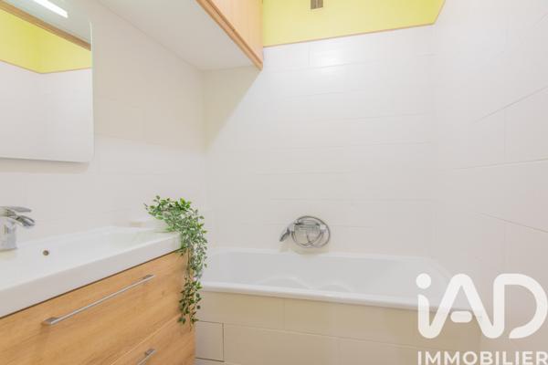 Appartement à vendre 4 pièces 70 m² Saint-Julien-lès-Metz