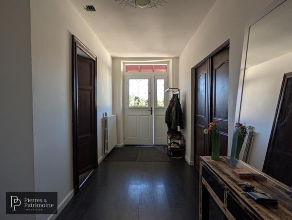 Laplume (47310) Maison en pierre avec dépendances et jardin autour