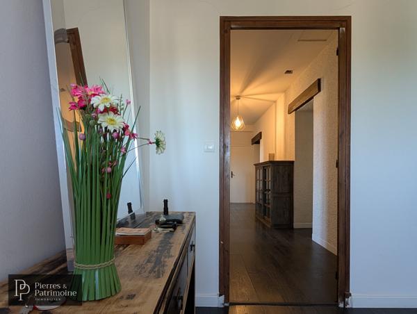 Laplume (47310) Maison en pierre avec dépendances et jardin autour