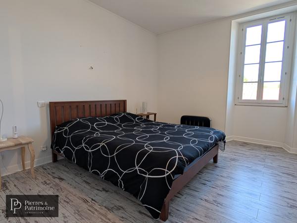 Laplume (47310) Maison en pierre avec dépendances et jardin autour