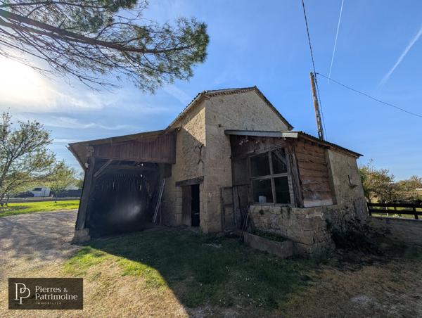 Laplume (47310) Maison en pierre avec dépendances et jardin autour