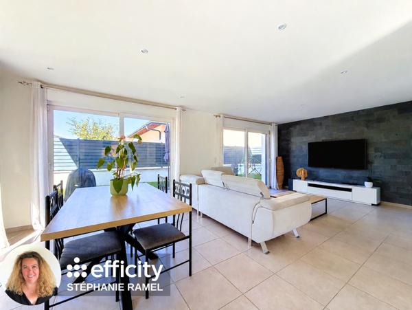 Maison
         4 pièces
        - 113 m² Exclusivité 410 000 € *