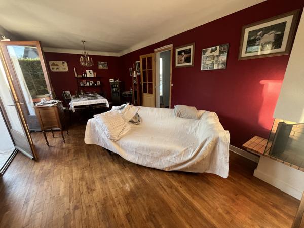 Thouars (79100) ref 96222 THOUARS centre Maison dans quartier calme de 92m2 habitable sur terrain de 726 m2