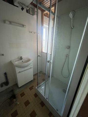 Thouars (79100) ref 96222 THOUARS centre Maison dans quartier calme de 92m2 habitable sur terrain de 726 m2