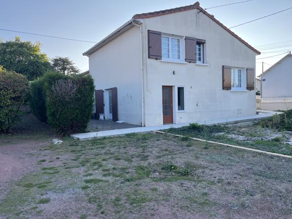 Thouars (79100) ref 96222 THOUARS centre Maison dans quartier calme de 92m2 habitable sur terrain de 726 m2