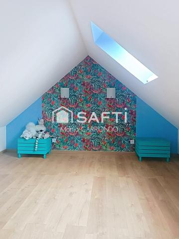 MAGNIFIQUE MAISON ATYPIQUE DE 4 CHAMBRES RUE PRISEE