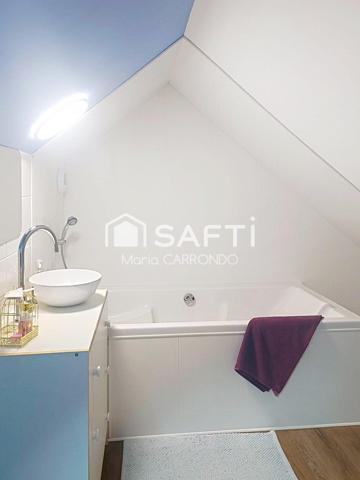 MAGNIFIQUE MAISON ATYPIQUE DE 4 CHAMBRES RUE PRISEE