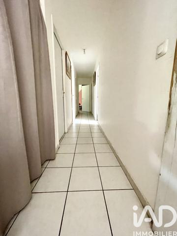 Maison à vendre 7 pièces 156 m² Saintes