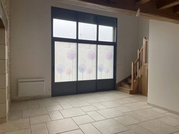 A LOUER - Jolie et spacieuse maison en pierre de 147 m²