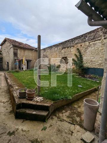 Superbe demeure de caractère à Loudun, 7 pièces, 188 m²