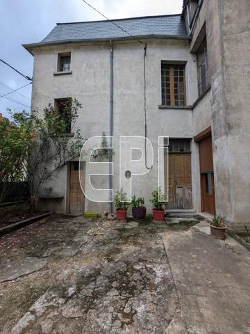 Superbe demeure de caractère à Loudun, 7 pièces, 188 m²