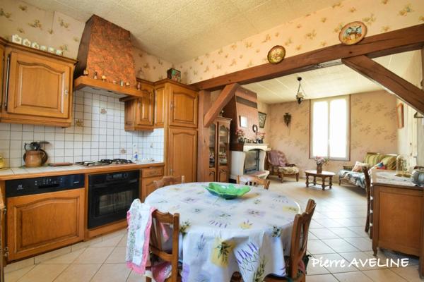 Maison à vendre 4 pièces LA BAZOCHE GOUET (28)