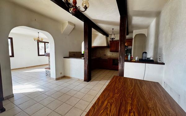 Maison à vendre    3 pièces • 103 m2 Carros