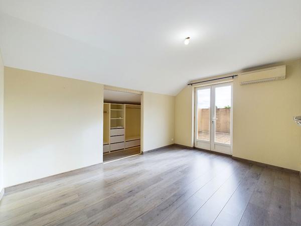 Maison Malissard 7 pièces 205 M2