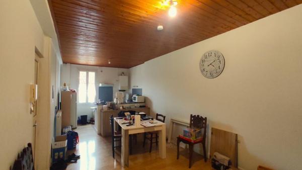 Immeuble à vendre 9 pièces de 172 m²