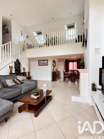 Maison à vendre 6 pièces 152,7 m² Marchémoret