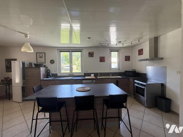 Maison individuelle offrant deux logements