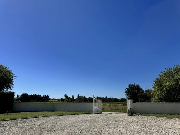 Pavillon récent aux portes de Jarnac