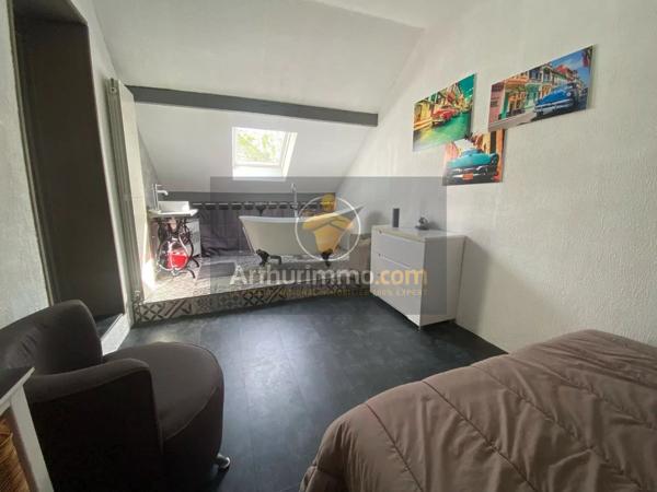 Vente                                                      Maison
                        
                     6 pièces                      112 m2                     à Brie-Comte-Robert
