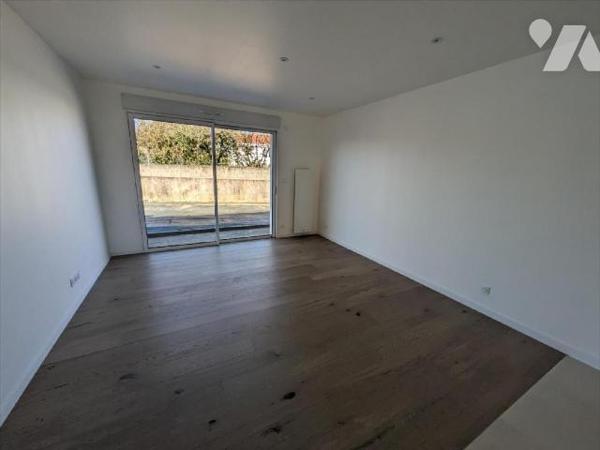 EXCLUSIVITE - LES HERBIERS - Découvrez ce plain-pied refait à neuf en 2025 à proximité immédiat...