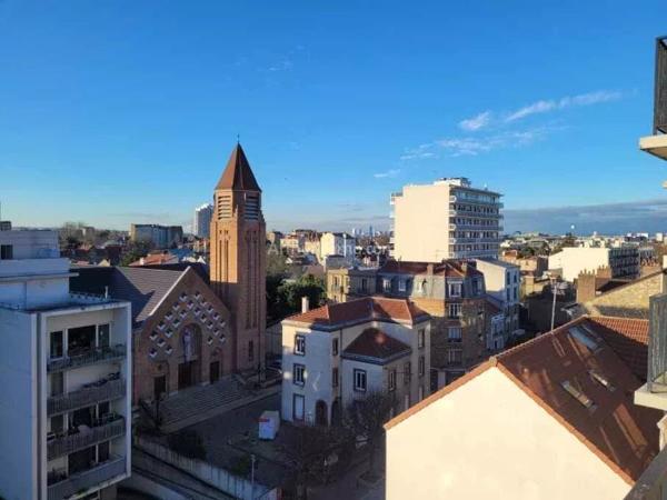 Vente                                                      Appartement
                        
                     2 pièces                      41 m2                     à Clamart