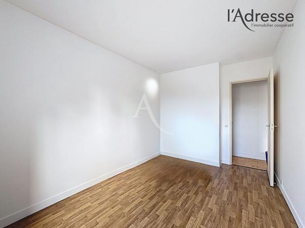 PUTEAUX/Quartier OASIS - Appartement 3 pièces 69 m² cave et parking