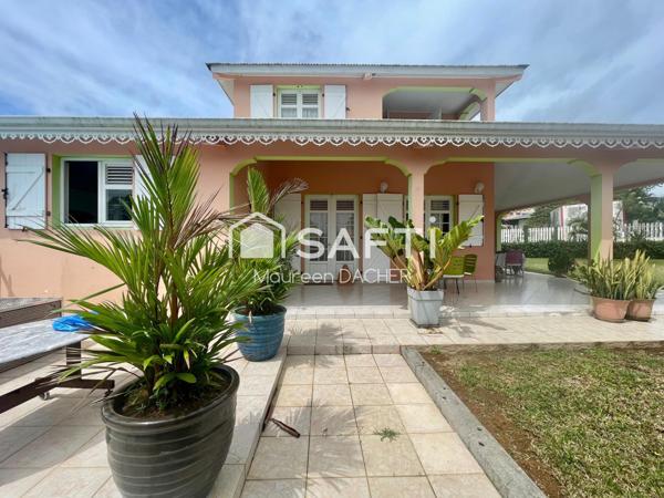 Villa Familiale avec Piscine et Jardin – Le Lamentin